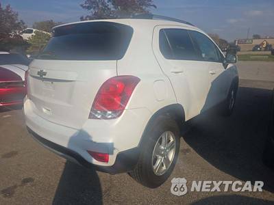 2022 Chevrolet Trax LT 1LT - zdjęcie 3 z 22 - miniatura