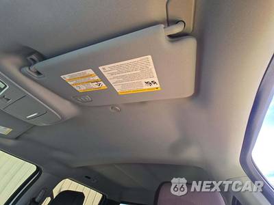 2023 Ford F-150 LARIAT Crew Cab Short Bed - zdjęcie 8 z 19 - miniatura