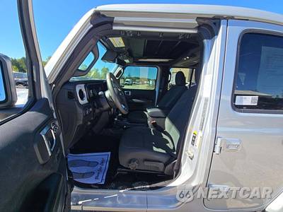 2024 Jeep Wrangler 4 Door Sahara - zdjęcie 3 z 18 - miniatura