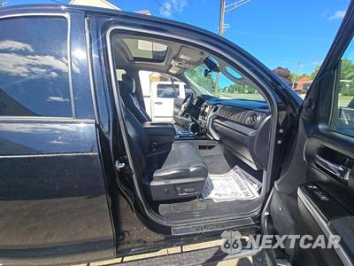 2021 Toyota Tundra Platinum Crew Cab Short Bed - zdjęcie 18 z 27 - miniatura