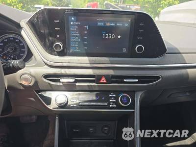 2022 Toyota Corolla LE Sedan - zdjęcie 10 z 27 - miniatura
