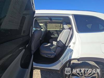 2022 Toyota Highlander Limited - zdjęcie 10 z 19 - miniatura
