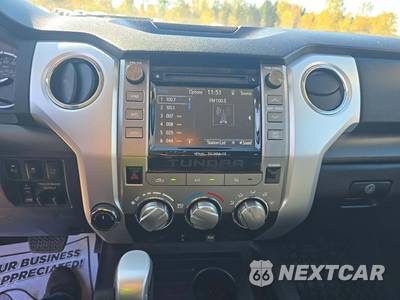 2017 Toyota Tundra SR5 Plus Extended Cab Medium Bed - zdjęcie 7 z 20 - miniatura