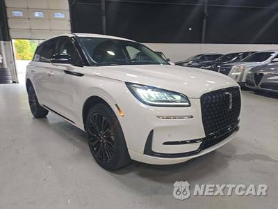 2025 Lincoln Corsair Premiere - zdjęcie 4 z 21 - miniatura