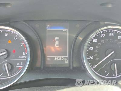 2018 Toyota Camry SE - zdjęcie 9 z 24 - miniatura