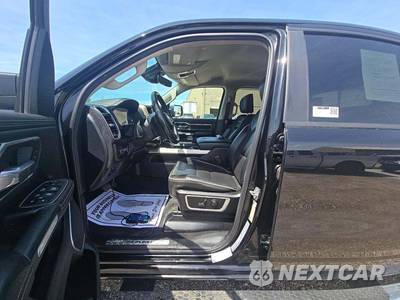 2022 Ram 1500 Laramie Crew Cab Short Bed - zdjęcie 3 z 18 - miniatura