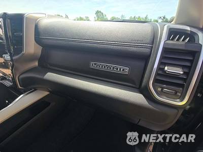 2022 Ram 1500 Laramie Crew Cab Short Bed - zdjęcie 16 z 18 - miniatura