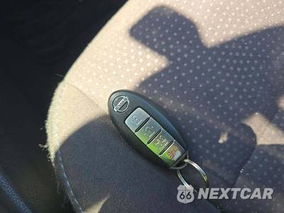 2015 Nissan LEAF SV - zdjęcie 5 z 21 - miniatura