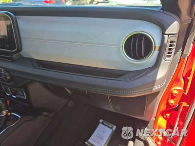 2025 Jeep Wrangler 4xe 4 Door Sahara - zdjęcie 19 z 23 - miniatura