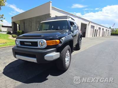 2010 Toyota FJ Cruiser w/Rear Doors
