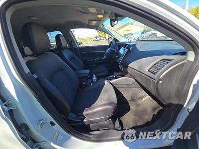 2025 Mitsubishi Outlander Sport 2.0 SE - zdjęcie 15 z 21 - miniatura