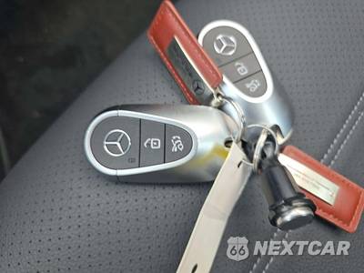 2023 Mercedes-Benz C 300 Sedan - zdjęcie 5 z 20 - miniatura