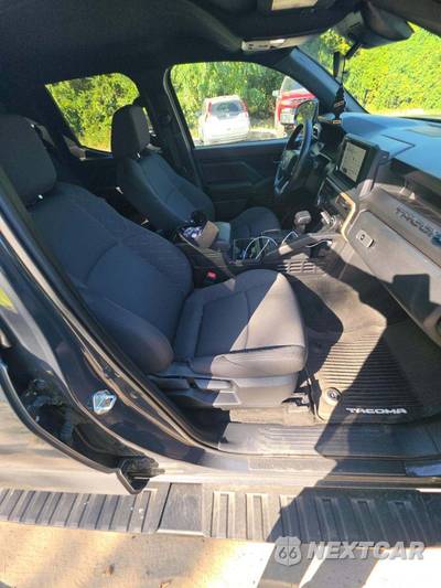 2025 Toyota Tacoma SR Crew Cab Medium Bed - zdjęcie 15 z 21 - miniatura