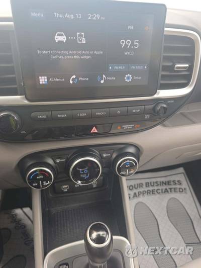 2023 Hyundai Venue SEL - zdjęcie 10 z 29 - miniatura