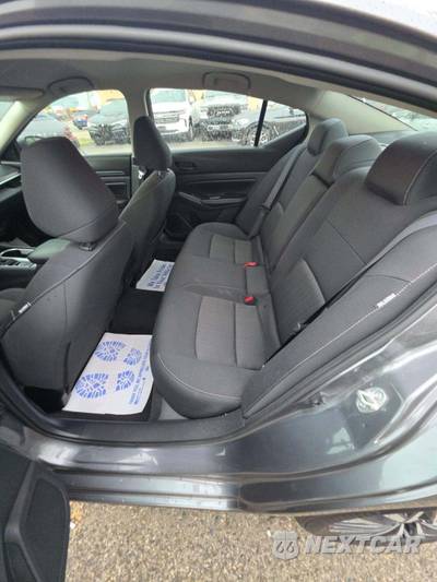 2024 Nissan Altima SV - zdjęcie 13 z 25 - miniatura