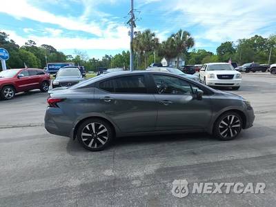 2022 Nissan Versa SR - zdjęcie 5 z 25 - miniatura