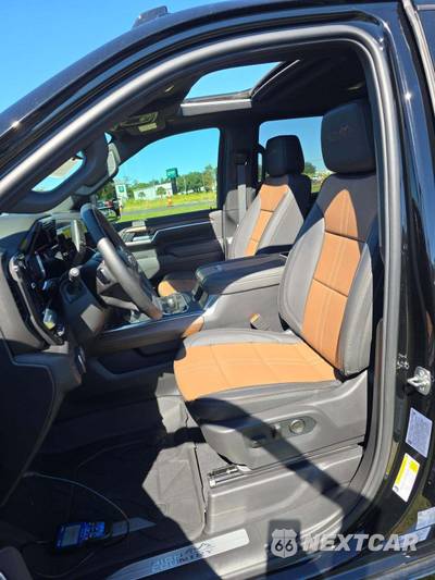 2026 Chevrolet Silverado 2500HD High Country Crew Cab Short Bed 3LZ - zdjęcie 6 z 22 - miniatura