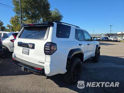 2026 Toyota 4Runner i-FORCE MAX TRD Pro - zdjęcie 3 z 22 - miniatura