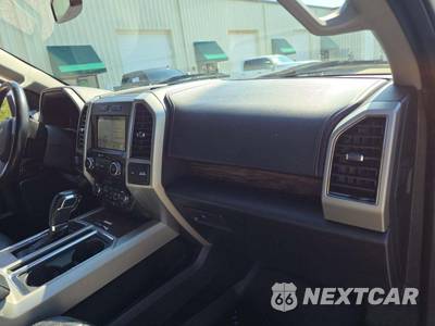 2018 Ford F-150 Lariat Crew Cab Short Bed - zdjęcie 19 z 27 - miniatura