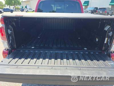 2022 Toyota Tacoma TRD Off-Road Crew Cab Medium Bed - zdjęcie 11 z 19 - miniatura