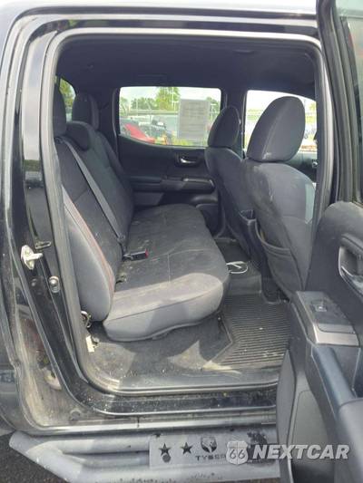 2017 Toyota Tacoma TRD Off-Road Crew Cab Medium Bed - zdjęcie 13 z 24 - miniatura