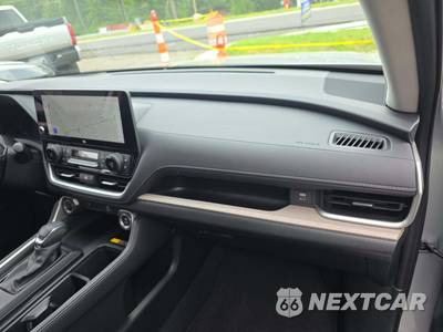 2024 Toyota Grand Highlander Platinum - zdjęcie 20 z 21 - miniatura