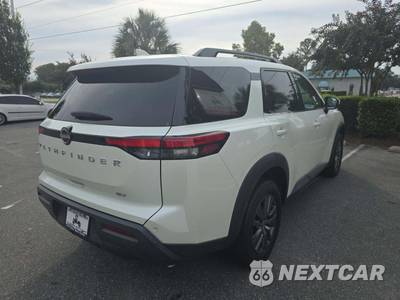 2024 Nissan Pathfinder SV - zdjęcie 3 z 24 - miniatura