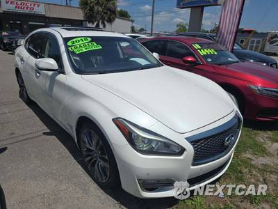 2018 INFINITI 3.7 LUXE - zdjęcie 4 z 27 - miniatura