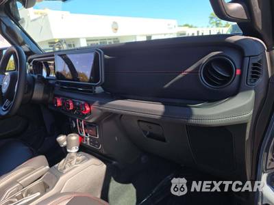 2025 Jeep Gladiator Rubicon X Crew Cab Medium Bed - zdjęcie 19 z 22 - miniatura