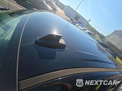 2022 Chevrolet Silverado 1500 LTD RST Crew Cab Short Bed 1SP - zdjęcie 12 z 25 - miniatura
