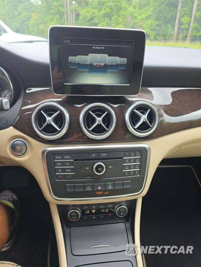 2015 Mercedes-Benz CLA 250 - zdjęcie 7 z 24 - miniatura