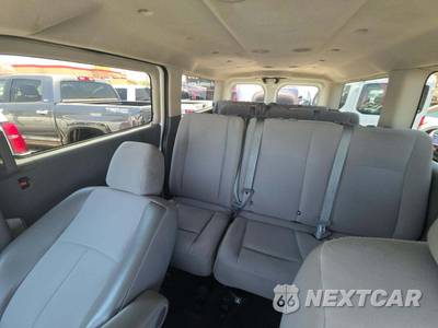 2013 Nissan NV3500 HD Passenger S 146.1" WB - zdjęcie 13 z 22 - miniatura