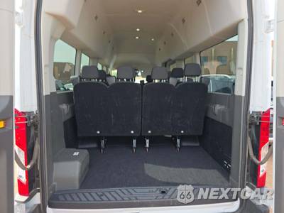 2024 Ford Transit Passenger Wagon XL DRW High Roof 148.0" WB - zdjęcie 15 z 24 - miniatura