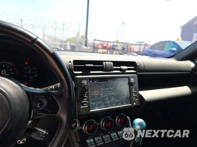 2022 Toyota GR86 Premium - zdjęcie 10 z 22 - miniatura