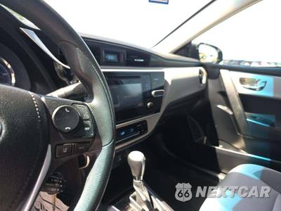2017 Toyota Corolla LE Sedan - zdjęcie 10 z 20 - miniatura
