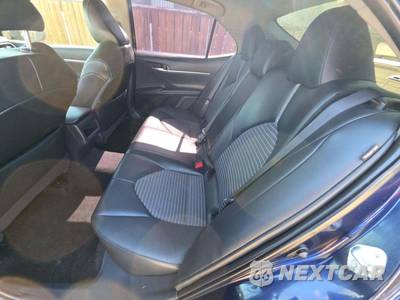 2022 Toyota Camry SE - zdjęcie 13 z 20 - miniatura