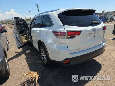 2014 Toyota Highlander XLE - zdjęcie 2 z 22 - miniatura