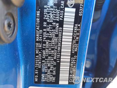 2019 Toyota Camry Hybrid LE - zdjęcie 5 z 20 - miniatura