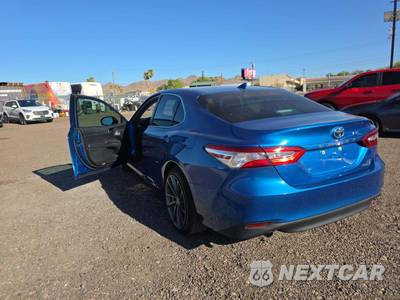 2019 Toyota Camry Hybrid LE - zdjęcie 2 z 20 - miniatura
