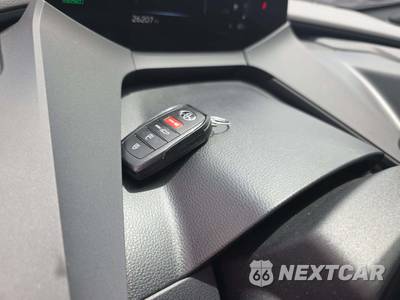2024 Toyota Prius Limited - zdjęcie 8 z 20 - miniatura