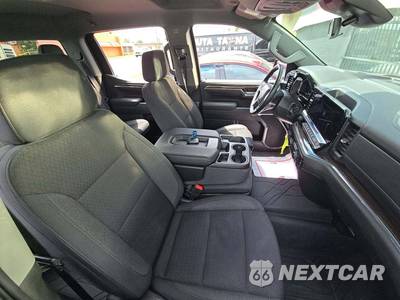 2024 Chevrolet Silverado 1500 LT Crew Cab Short Bed 1LT - zdjęcie 18 z 24 - miniatura
