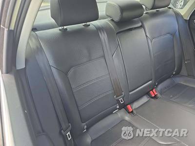 2015 Volkswagen Passat 1.8T Limited Edition - zdjęcie 16 z 27 - miniatura