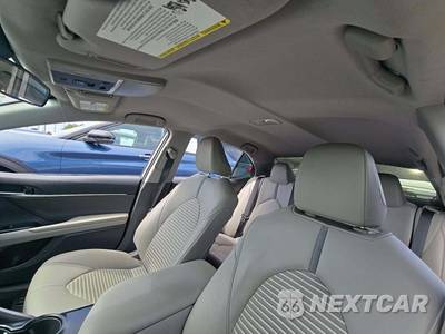 2020 Toyota Camry SE - zdjęcie 11 z 24 - miniatura
