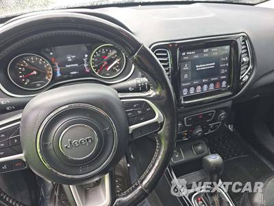 2020 Jeep Compass Limited - zdjęcie 10 z 23 - miniatura