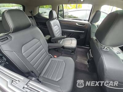 2025 Volkswagen Atlas 2.0T SEL - zdjęcie 17 z 25 - miniatura