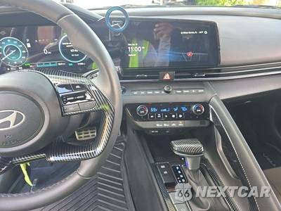 2025 Hyundai Elantra Hybrid SEL Sport - zdjęcie 10 z 23 - miniatura