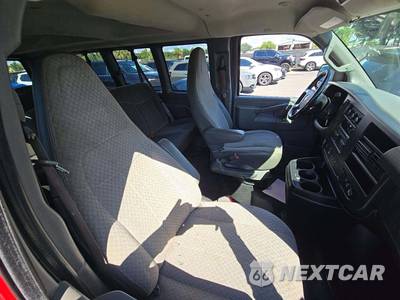 2019 Chevrolet Express 2500 Passenger Van LS 1LS 135.0" WB - zdjęcie 19 z 27 - miniatura