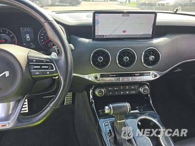 2022 Kia Stinger GT-Line - zdjęcie 10 z 26 - miniatura