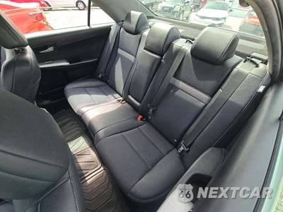 2014 Toyota Camry SE - zdjęcie 13 z 26 - miniatura