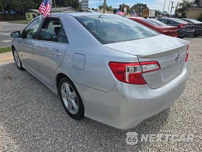 2014 Toyota Camry SE - zdjęcie 2 z 26 - miniatura